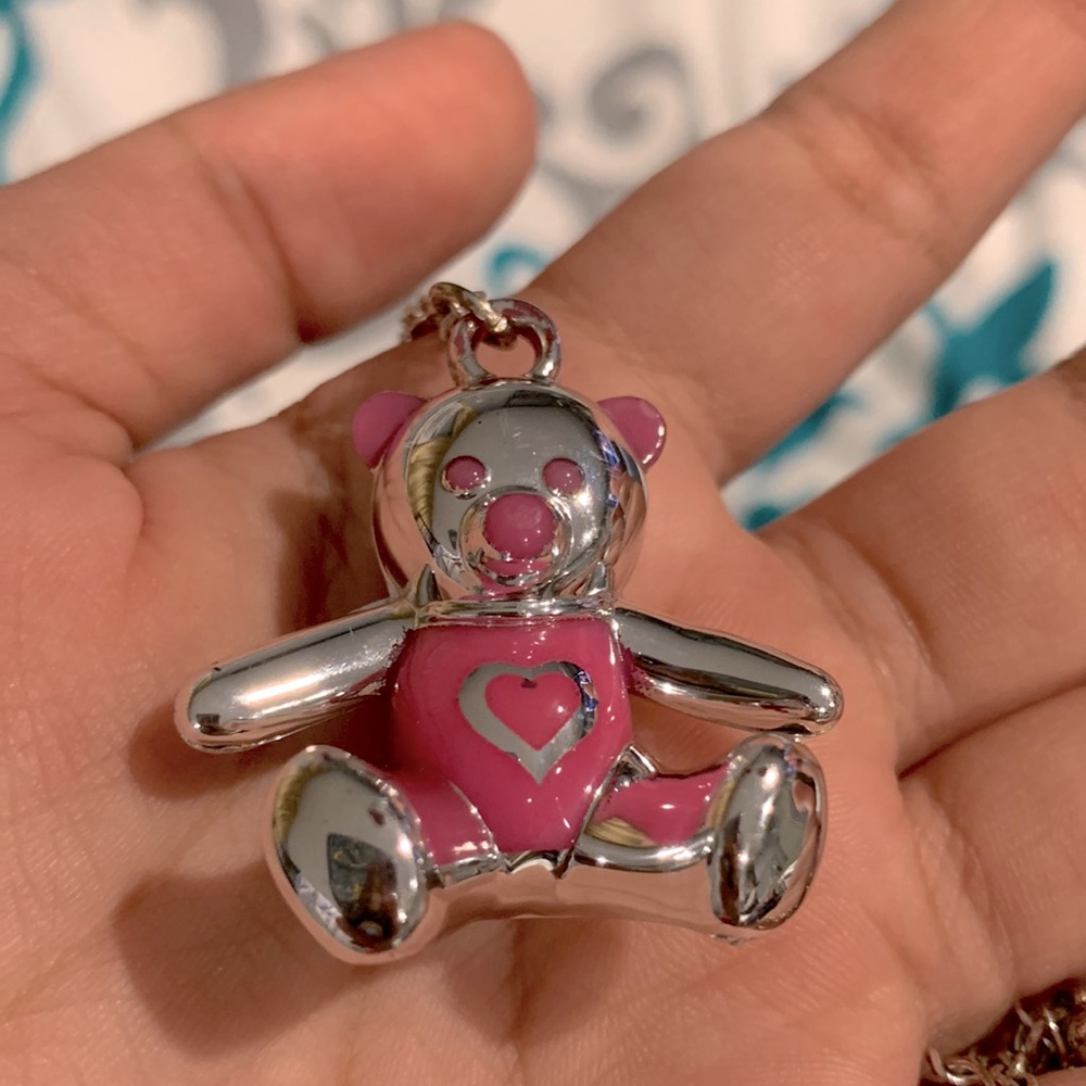 Adorable sliver and pink teddy bear necklace!